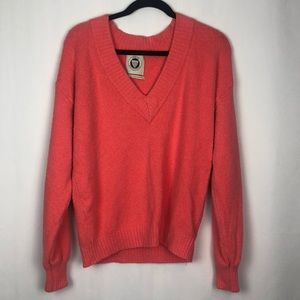 URBAN OUTFITTERS V NECK SWEATER M